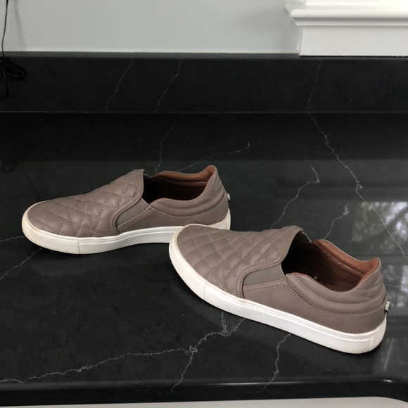 steve madden ellen slip on